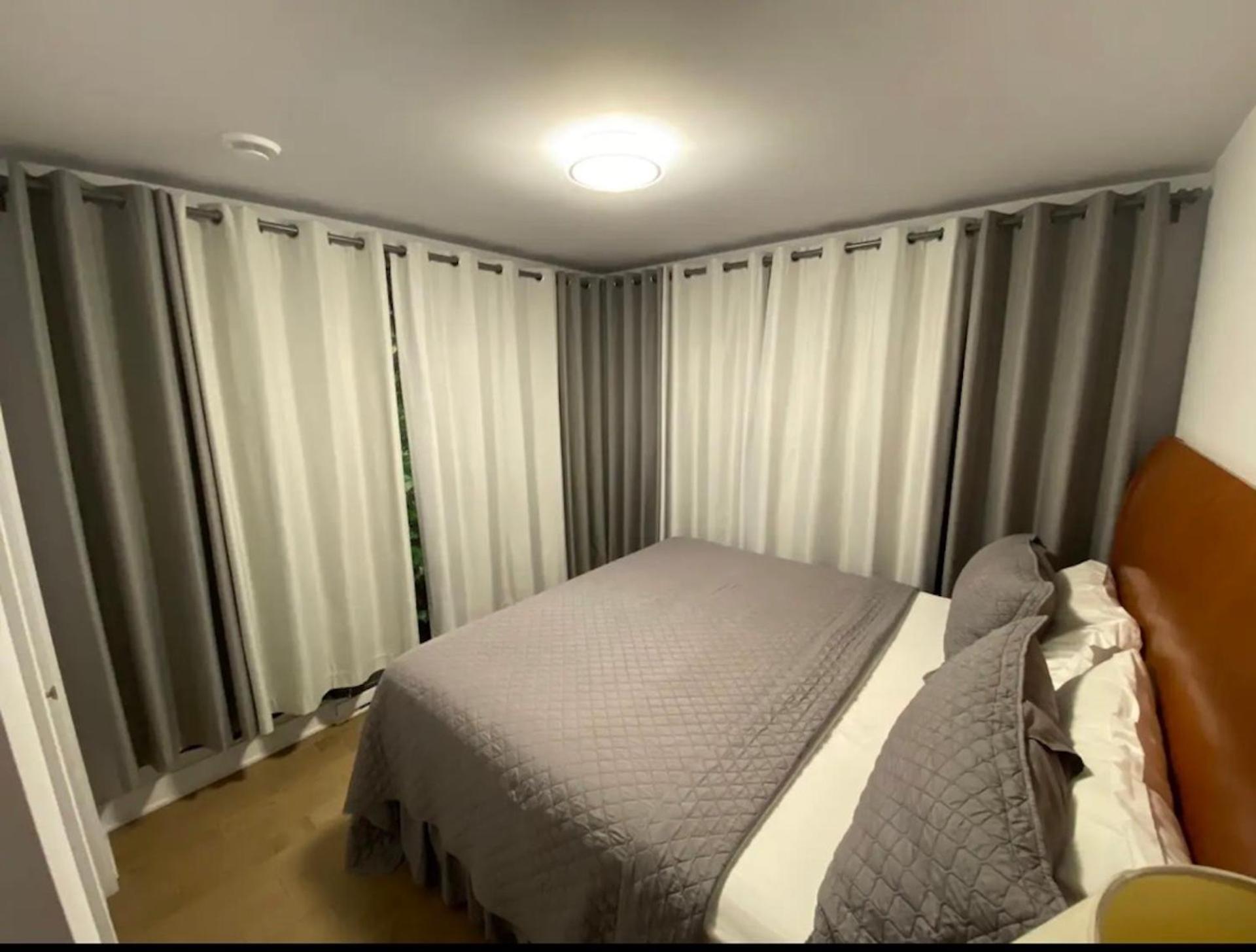 Le Bijou Airhome One Or Two Bedroom Suite 몬트리올 외부 사진